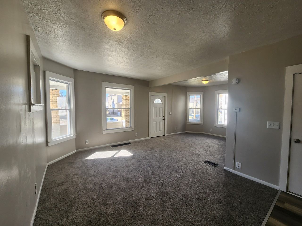 2063 W 104Th St - Photo 5 of 14