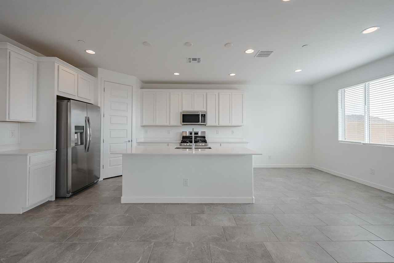 11985 W Calle De Pompas - Photo 3 of 39