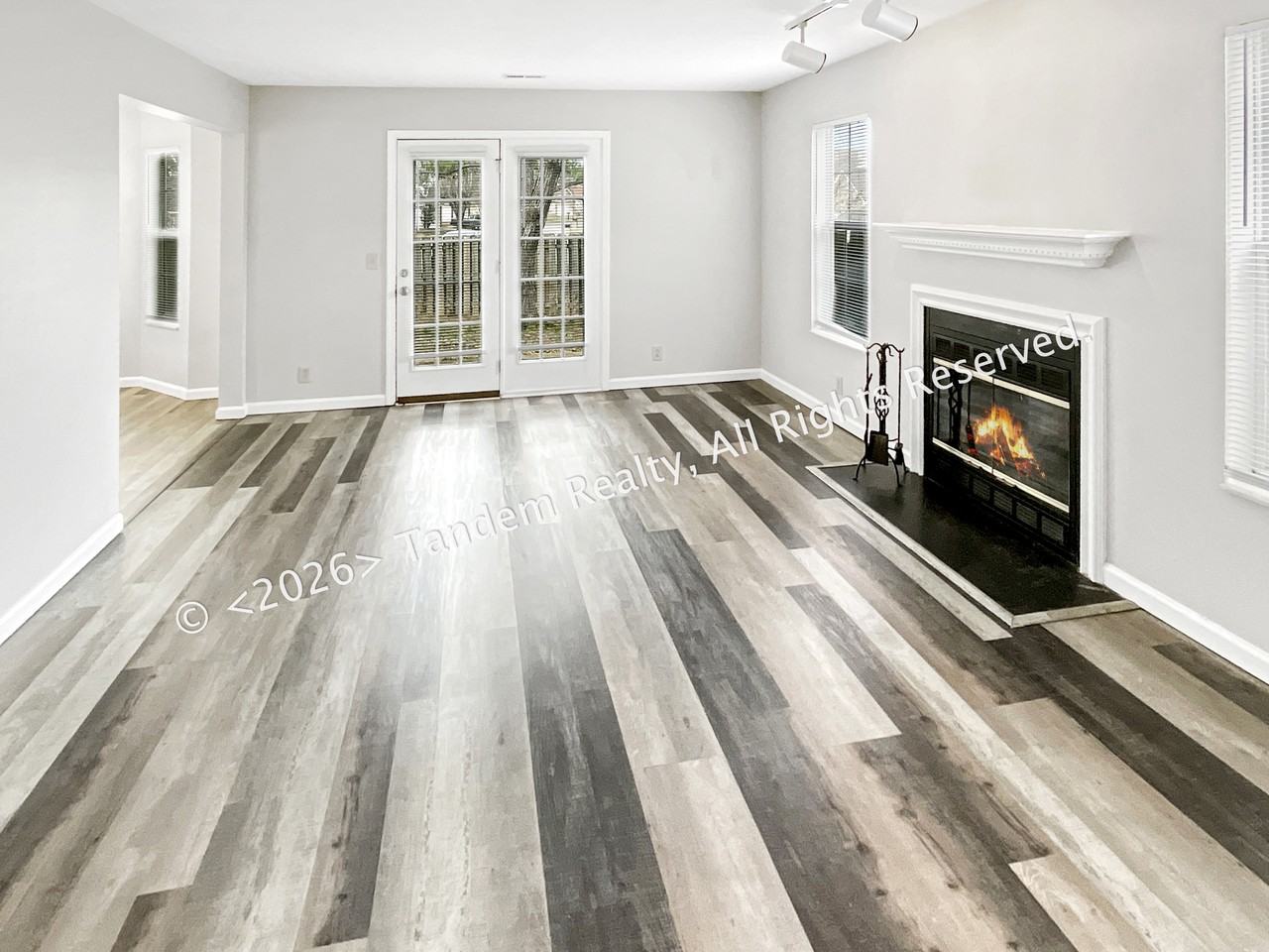 512 Selsey Ct S - Photo 2 of 19