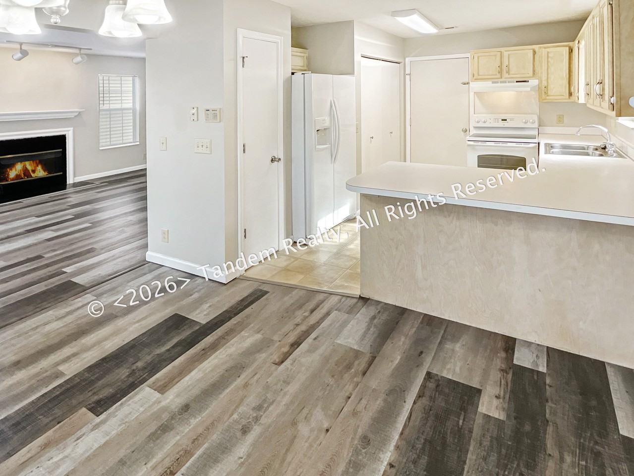 512 Selsey Ct S - Photo 6 of 19