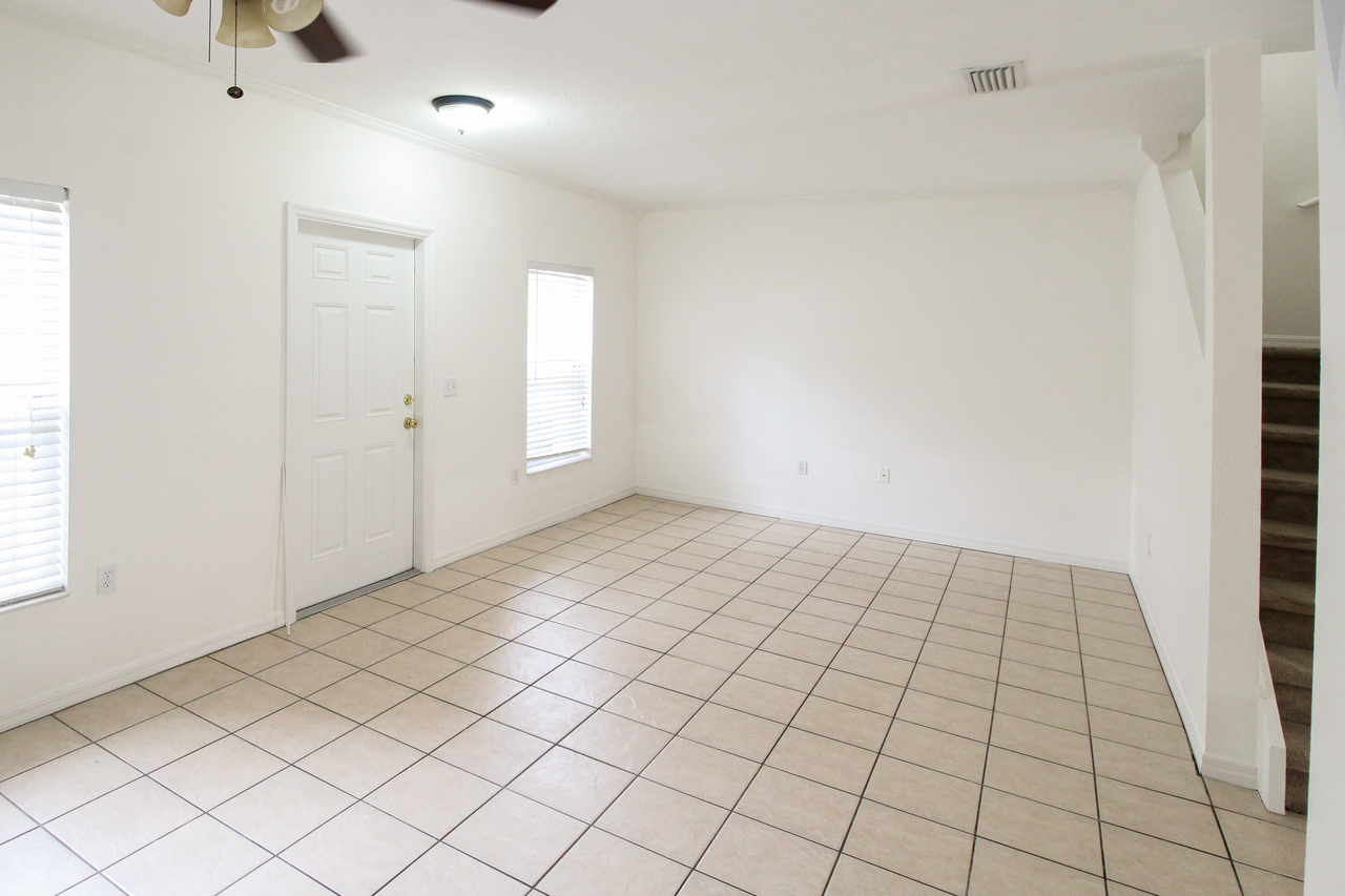 6209 Flagfish Ct #102 - Photo 3 of 26