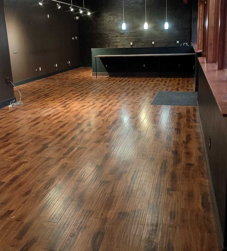 5727A Dunsmuir Ave - Photo 3 of 10