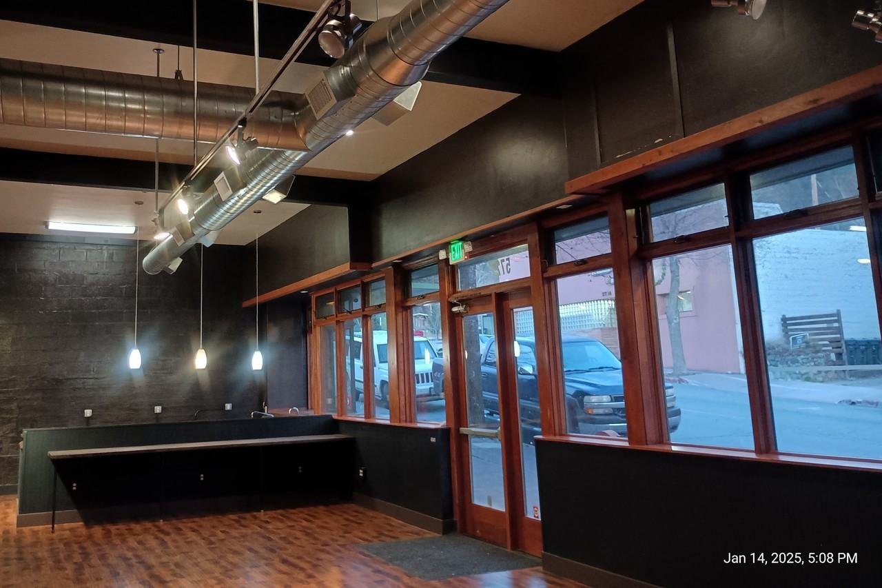 5727A Dunsmuir Ave - Photo 4 of 10