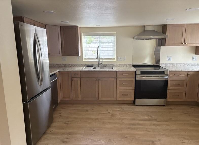 5933 Shasta Ave #B - Photo 7 of 13