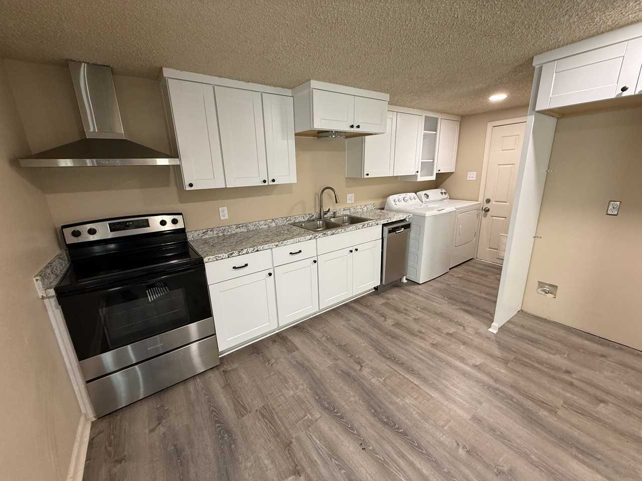 760 Wayne Ave #NA - Photo 4 of 18