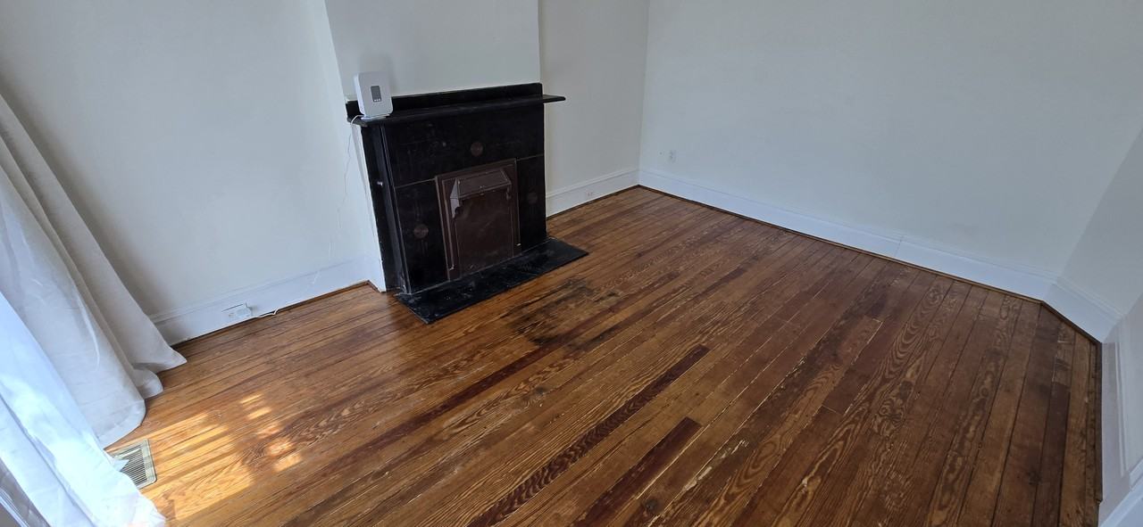 1128 W Marshall St #NA - Photo 5 of 44