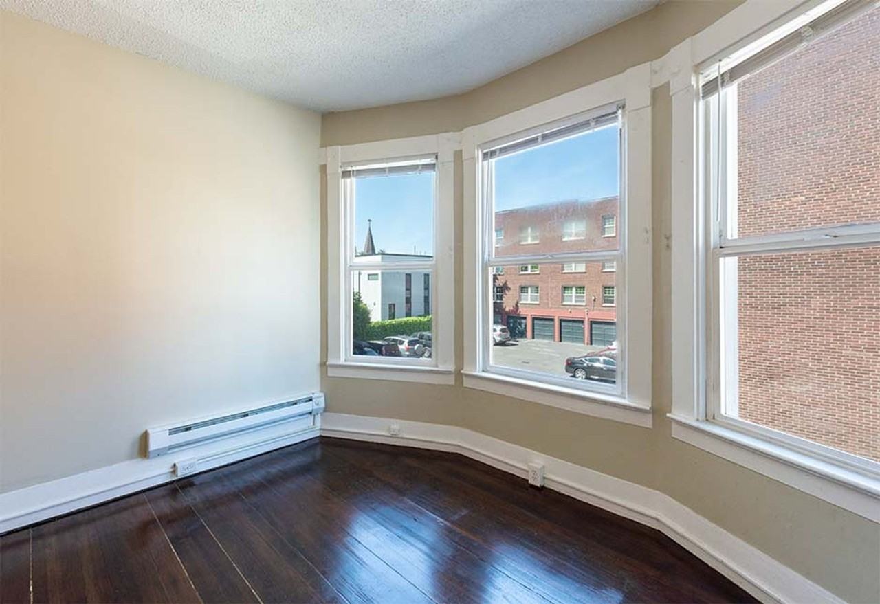 1717 12th Ave - Photo 2 of 30