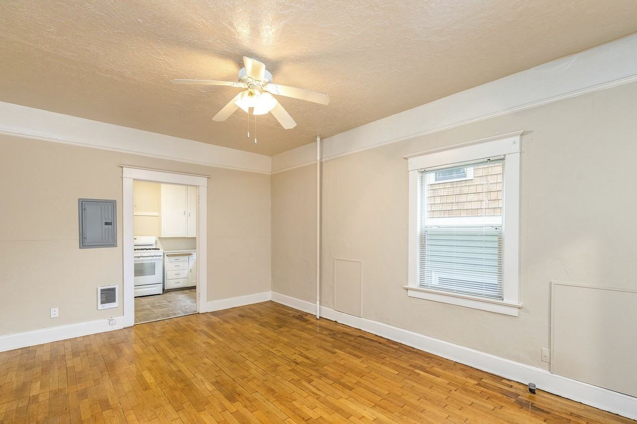 1022-1036 NE Hancock St - Photo 6 of 18