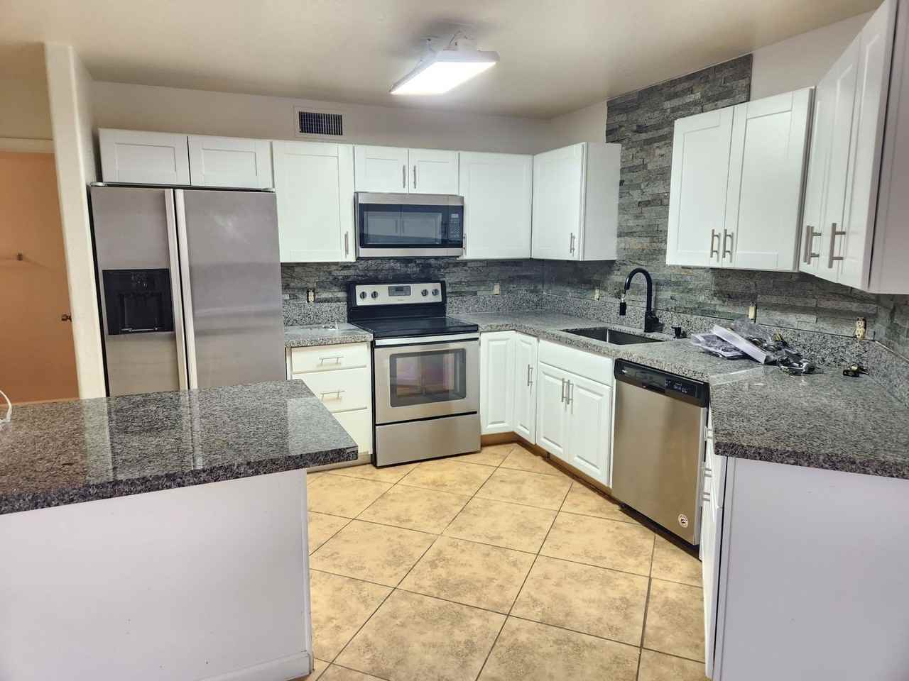 4320 E Morrow Dr - Photo 2 of 20