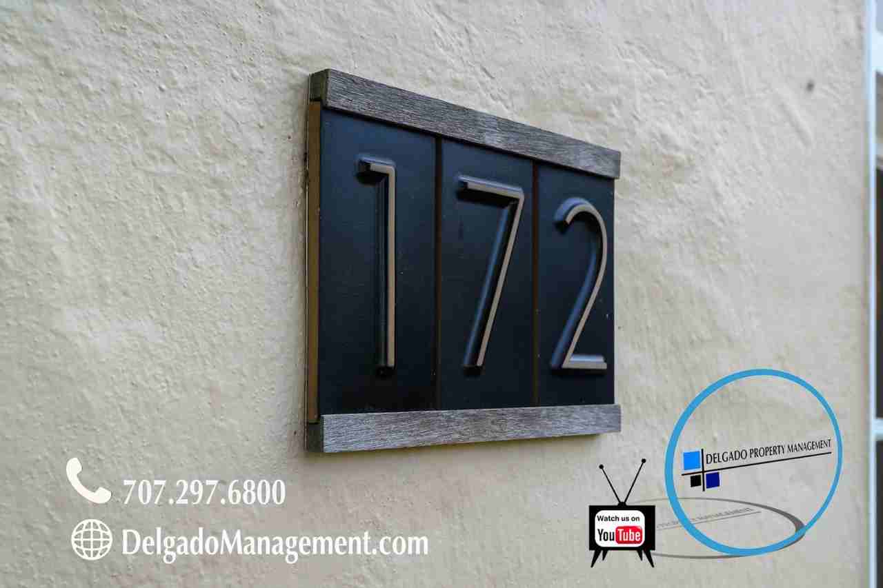 172 E H St - Photo 4 of 27