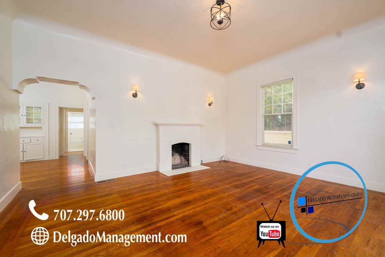 172 E H St - Photo 5 of 27