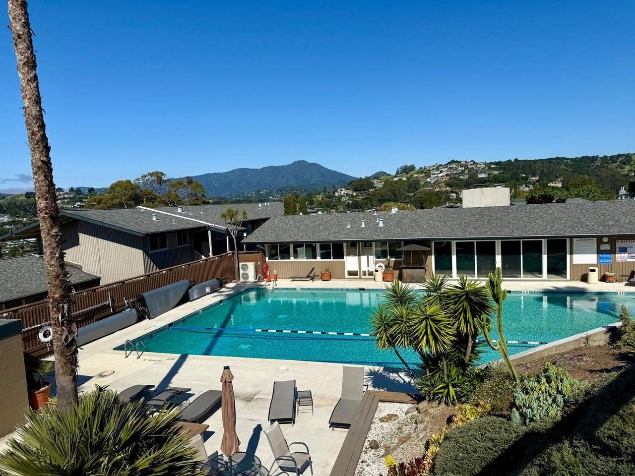 24 Andrew Dr #78 - Photo 3 of 23