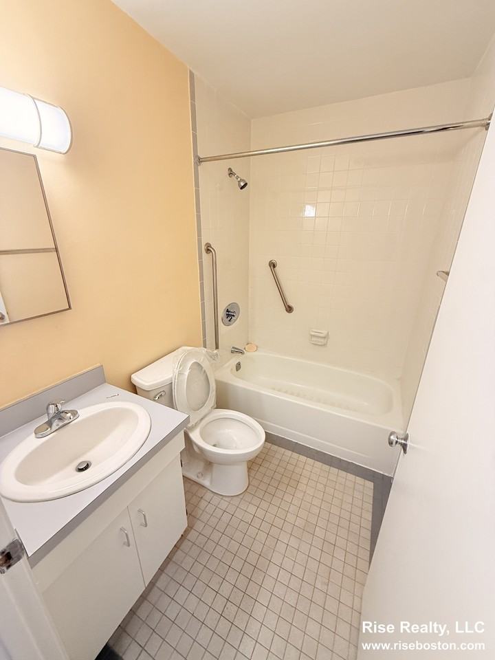 4 University Rd #408 - Photo 4 of 9