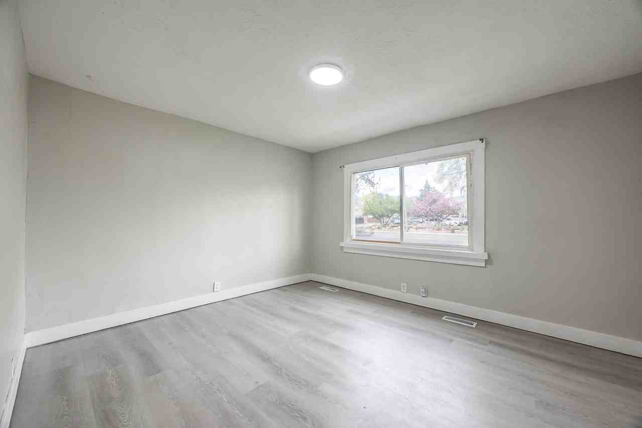 480 S 900 W #480 - Photo 4 of 32