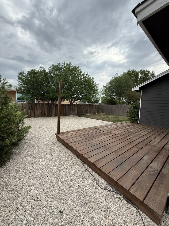 2225 Stoneleigh Dr #NA - Photo 4 of 20