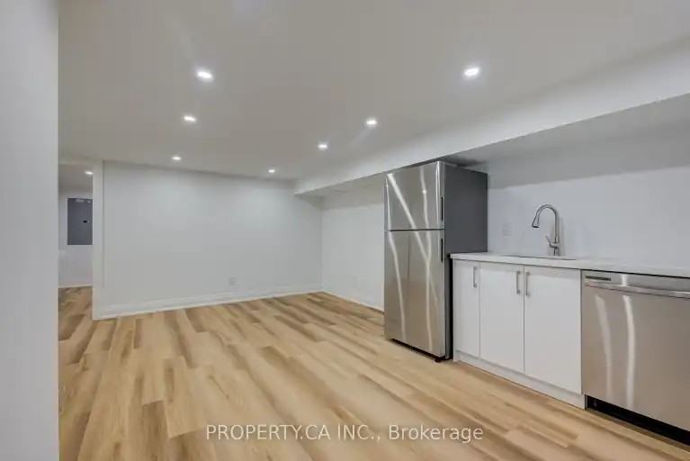 8 First Ave - Photo 7 of 10