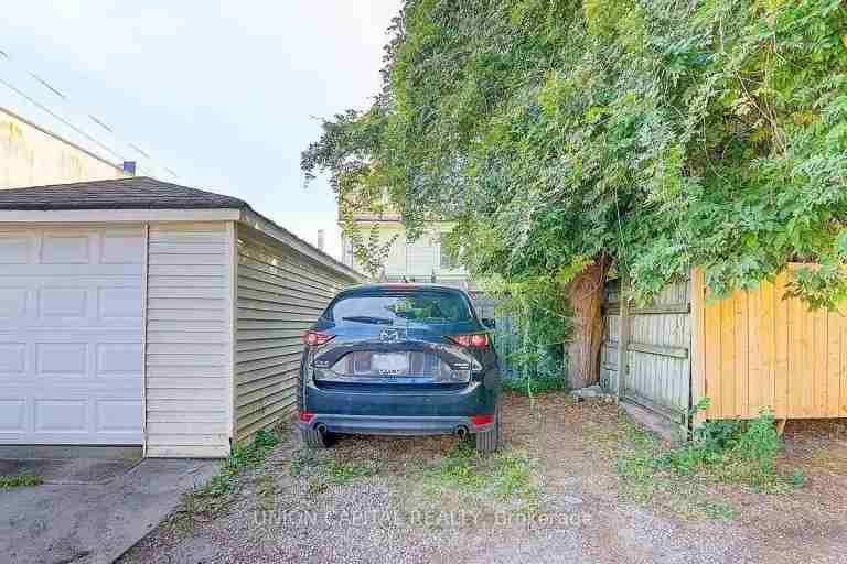 928 Eastern Ave - Photo 2 of 18