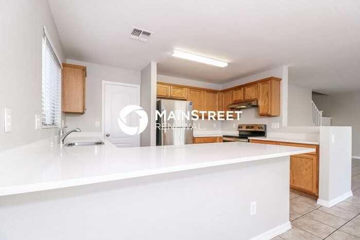 12560 W Saint Moritz Ln - Photo 6 of 17