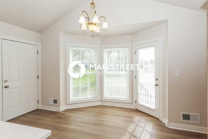 113 Taylor Ct - Photo 4 of 17
