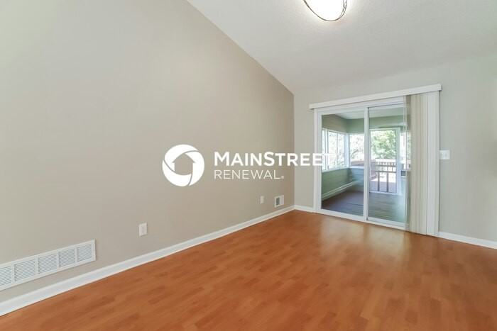 1590 Glynn Ct - Photo 7 of 17