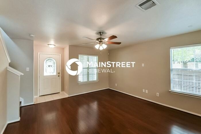 3 Basin Elm - Photo 4 of 17