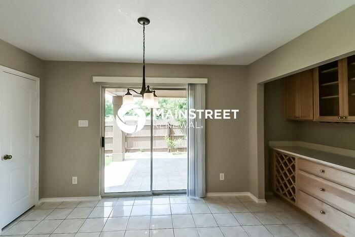 3 Basin Elm - Photo 7 of 17