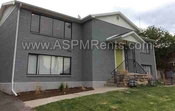 623 E 5th Ave #07 - Photo 2 of 20