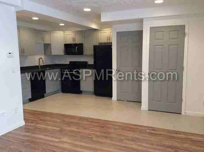 623 E 5th Ave #07 - Photo 5 of 20