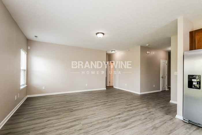 1406 Graybark St - Photo 4 of 21