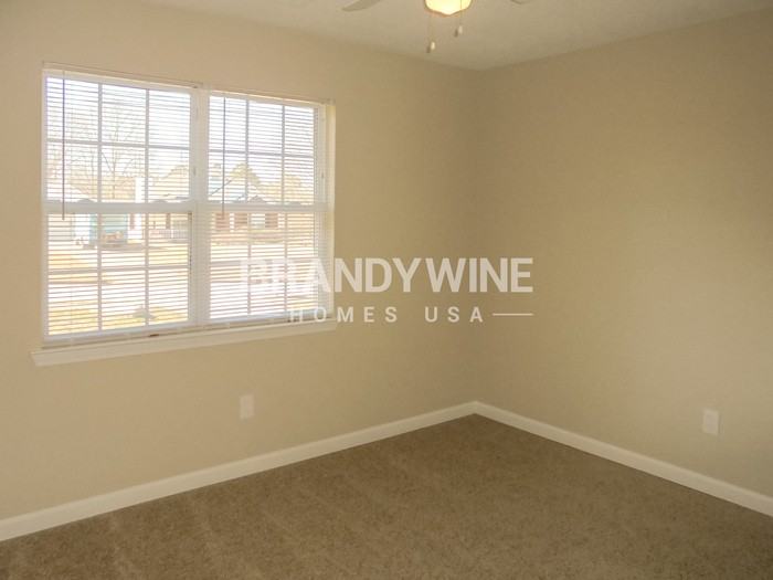 104 Dana Dr - Photo 7 of 18