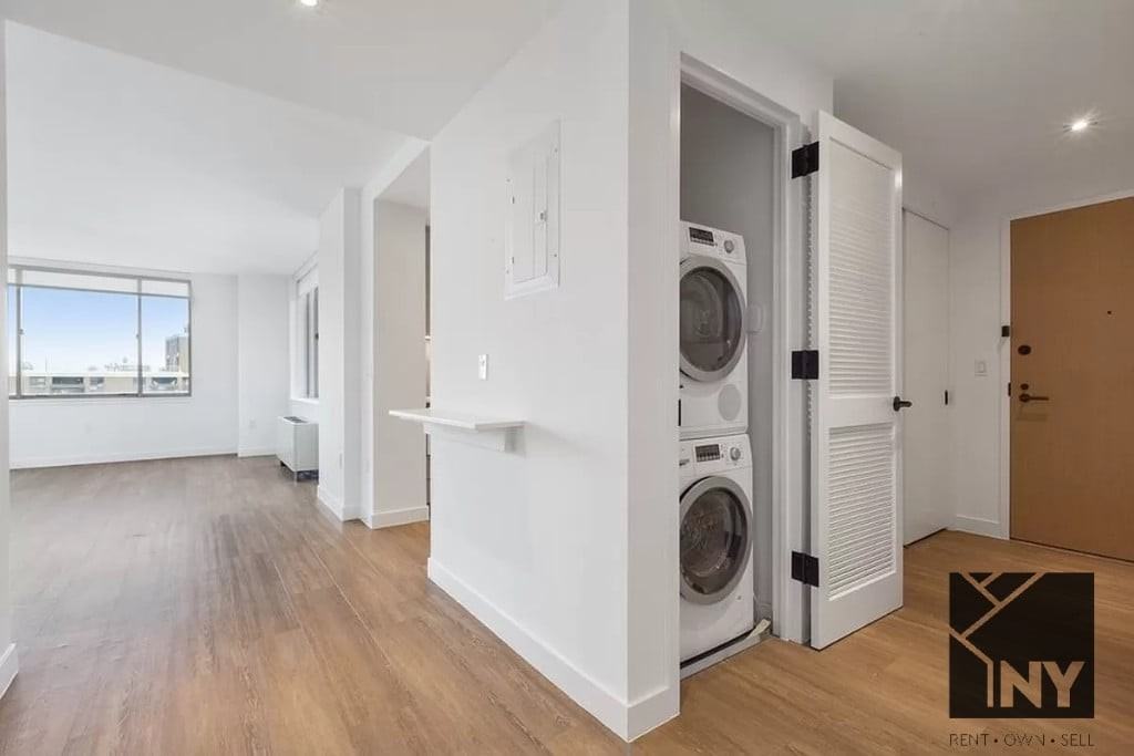 Dutch St #333 - Photo 4 of 11