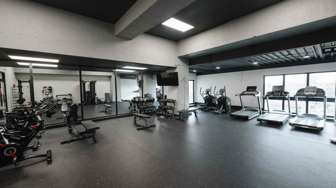 The District Apartments - Photo 5 of 50