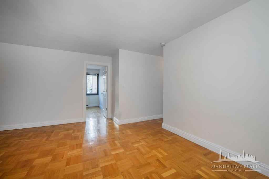 W 45th St #5D - Photo 7 of 7