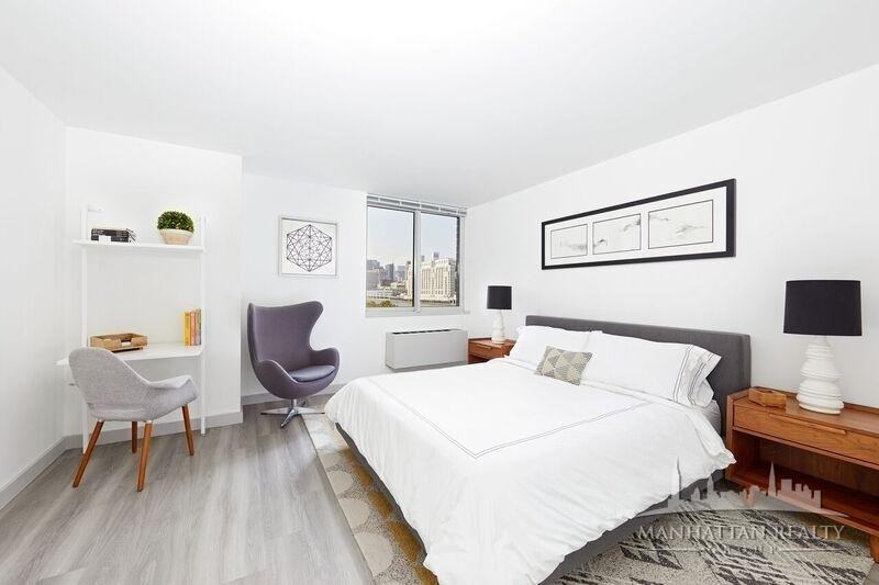 Franklin D Roosevelt Dr #03014K0 - Photo 2 of 6