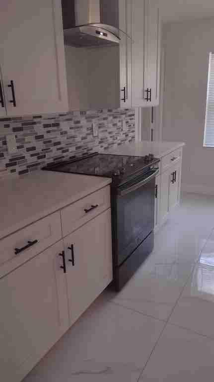 22682 Family Circle - Photo 3 of 10