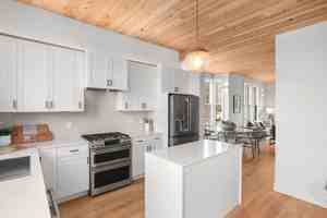 featured image of 2989 Nw Wilson St