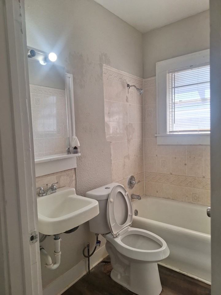 3725 Avenue K #1 - Photo 3 of 8