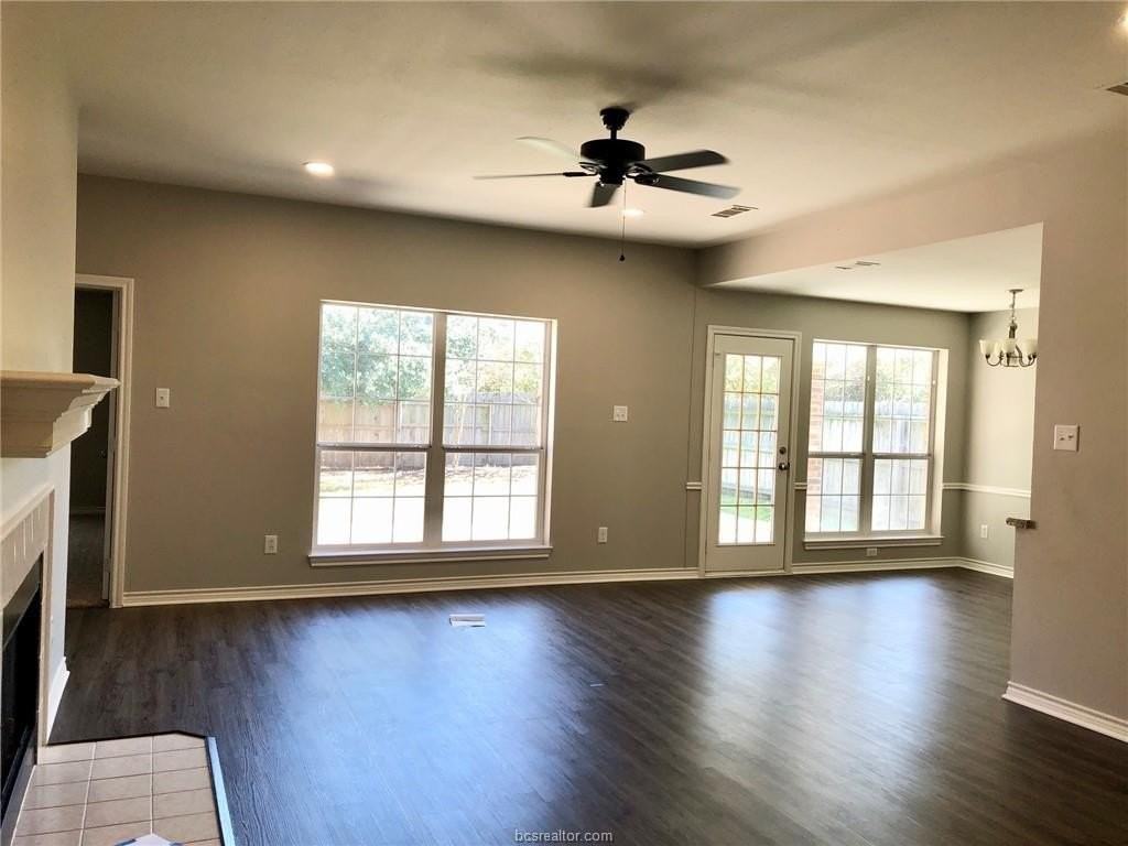 209 Stuttgart Cir - Photo 4 of 21