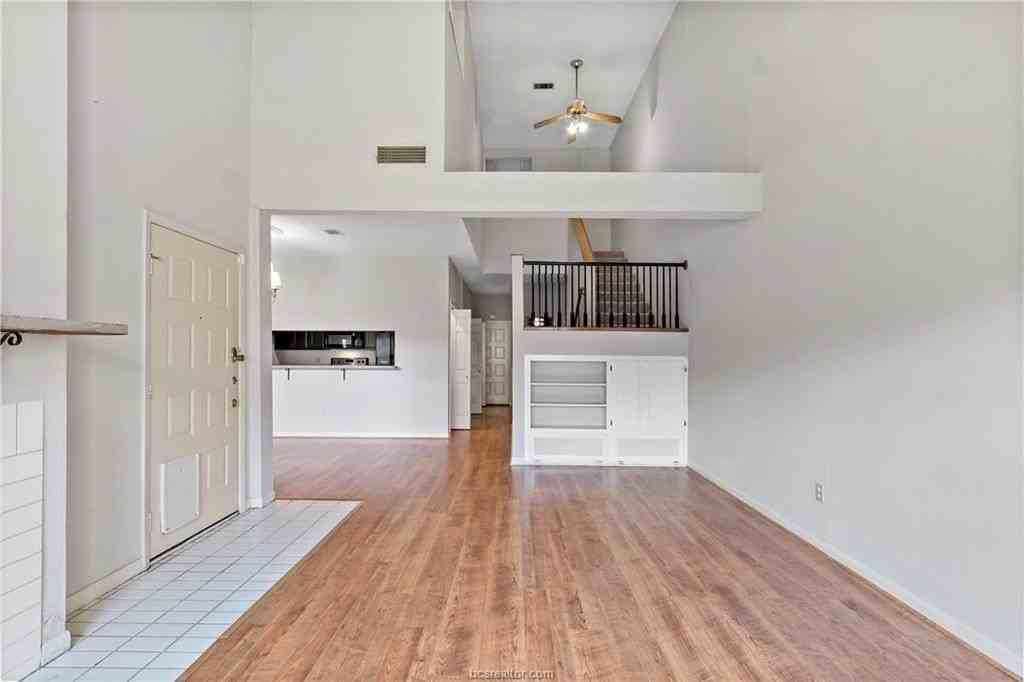 3122 Camelot Dr #33 - Photo 6 of 28