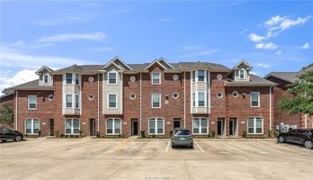 featured image of 305 Holleman Dr E #1506