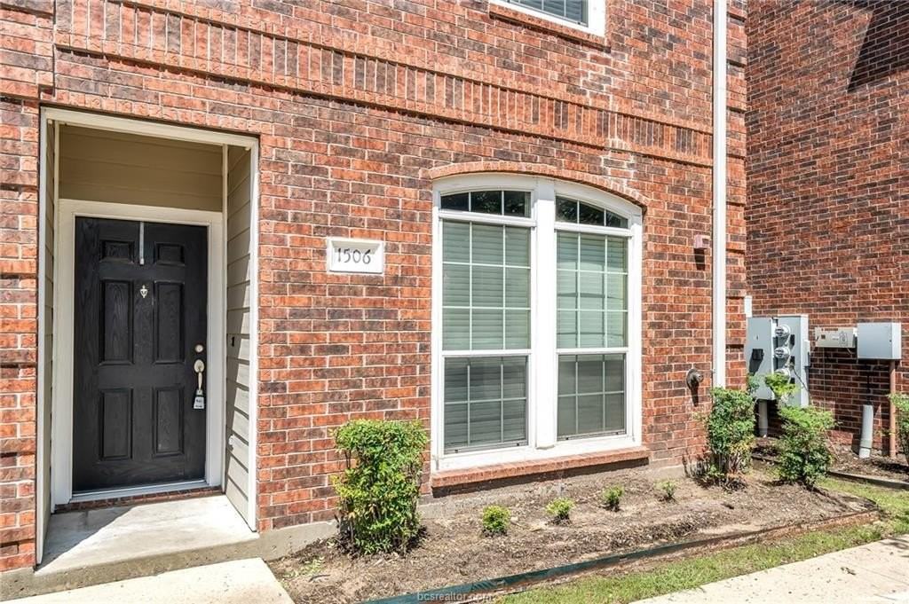 305 Holleman Dr E #1506 - Photo 2 of 23