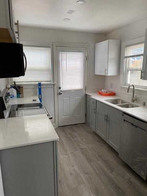 3507 Sw Webster St - Photo 7 of 20