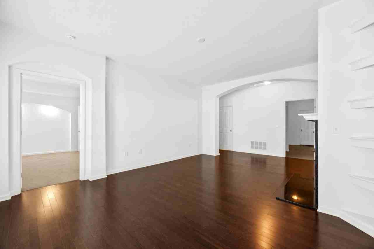 6815 Kinsale Ln - Photo 5 of 20