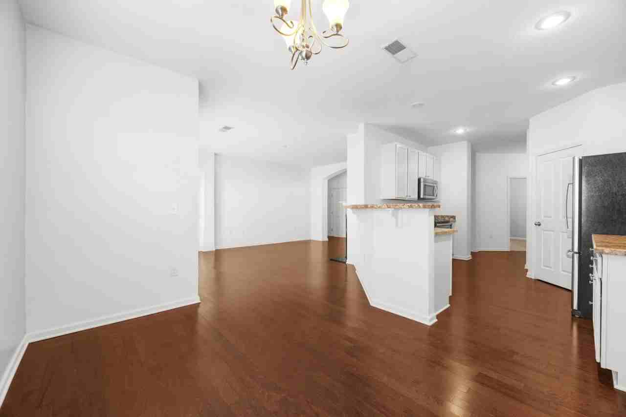 6815 Kinsale Ln - Photo 7 of 20