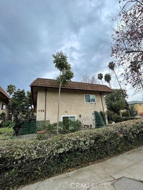 1705 Hope St - Photo 3 of 10