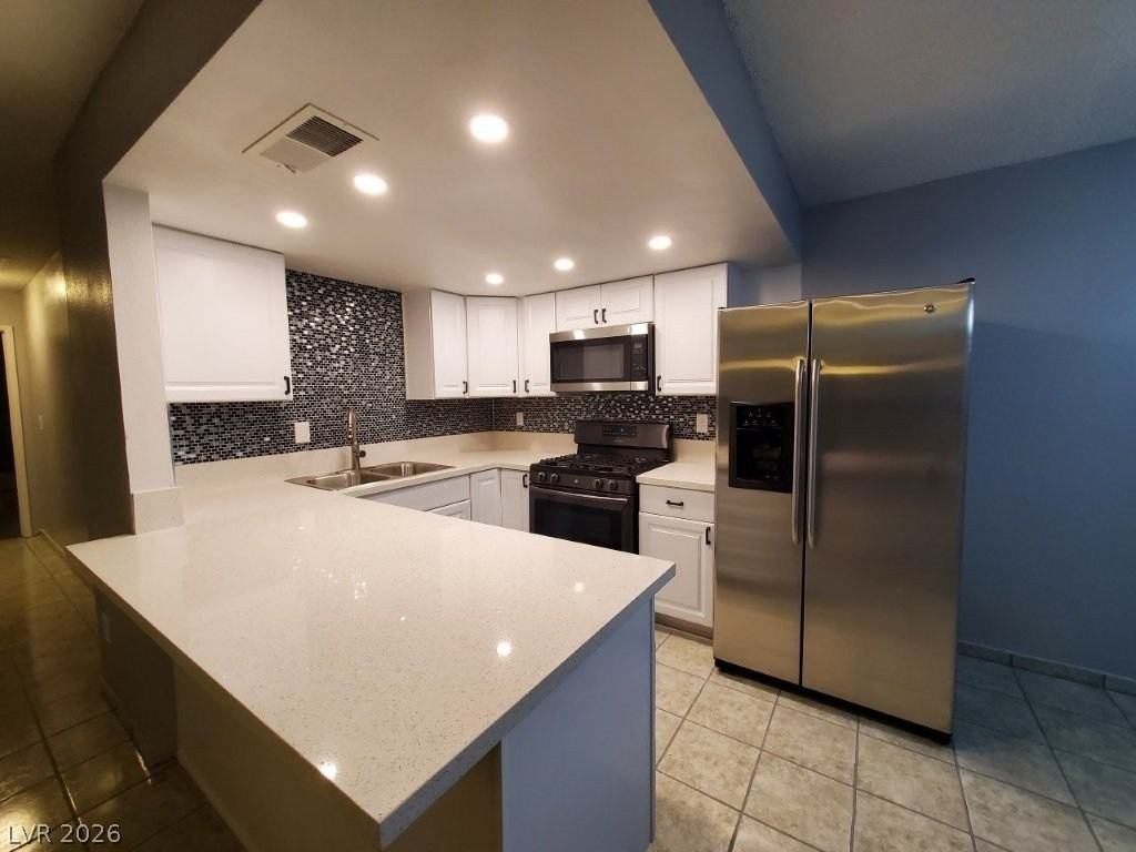 2305 N Jones Blvd #2 - Photo 5 of 13