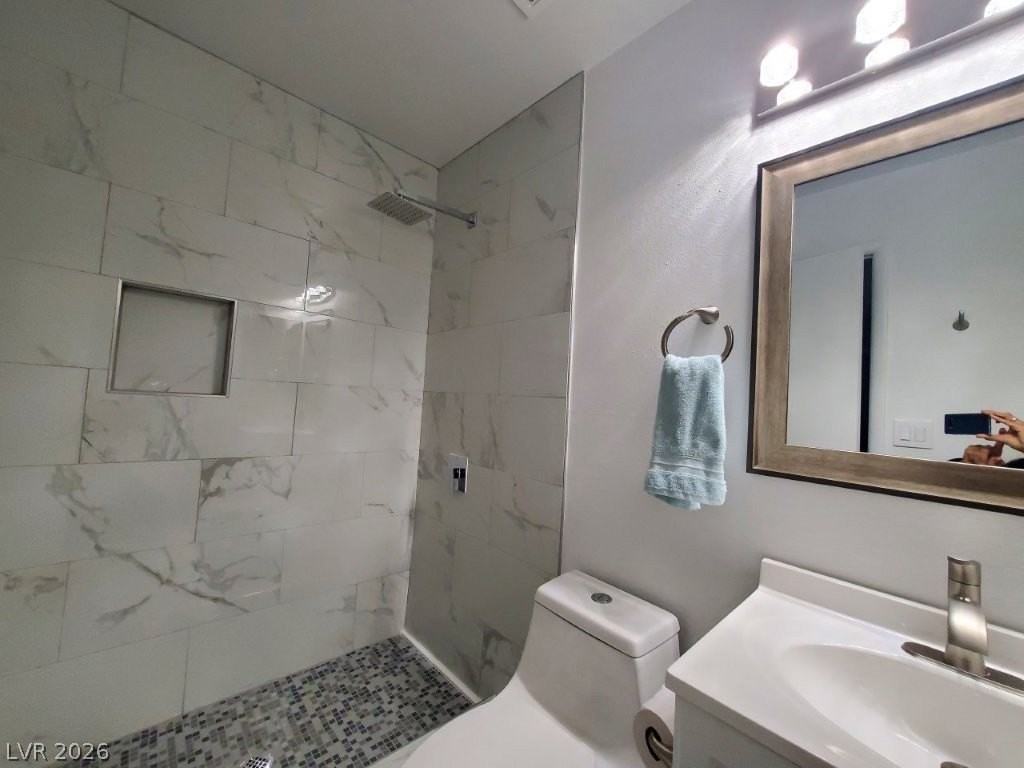 2305 N Jones Blvd #2 - Photo 7 of 13