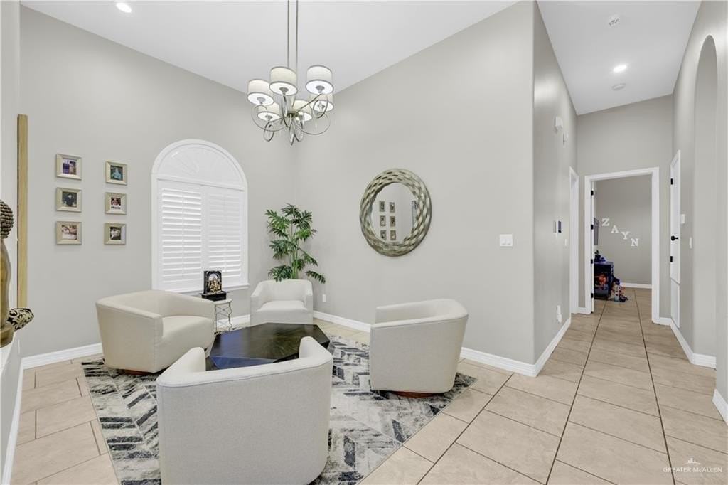 5706 N 3rd Ln - Photo 5 of 24