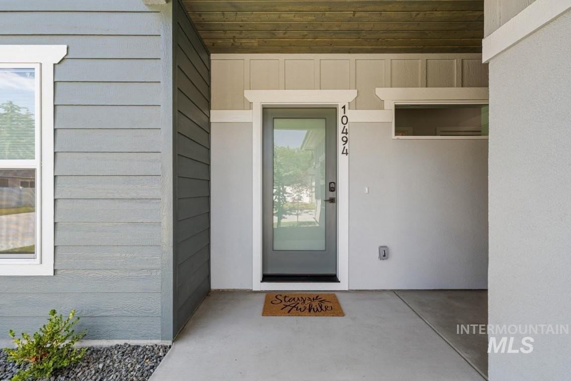 10494 W Shields Ave - Photo 7 of 49