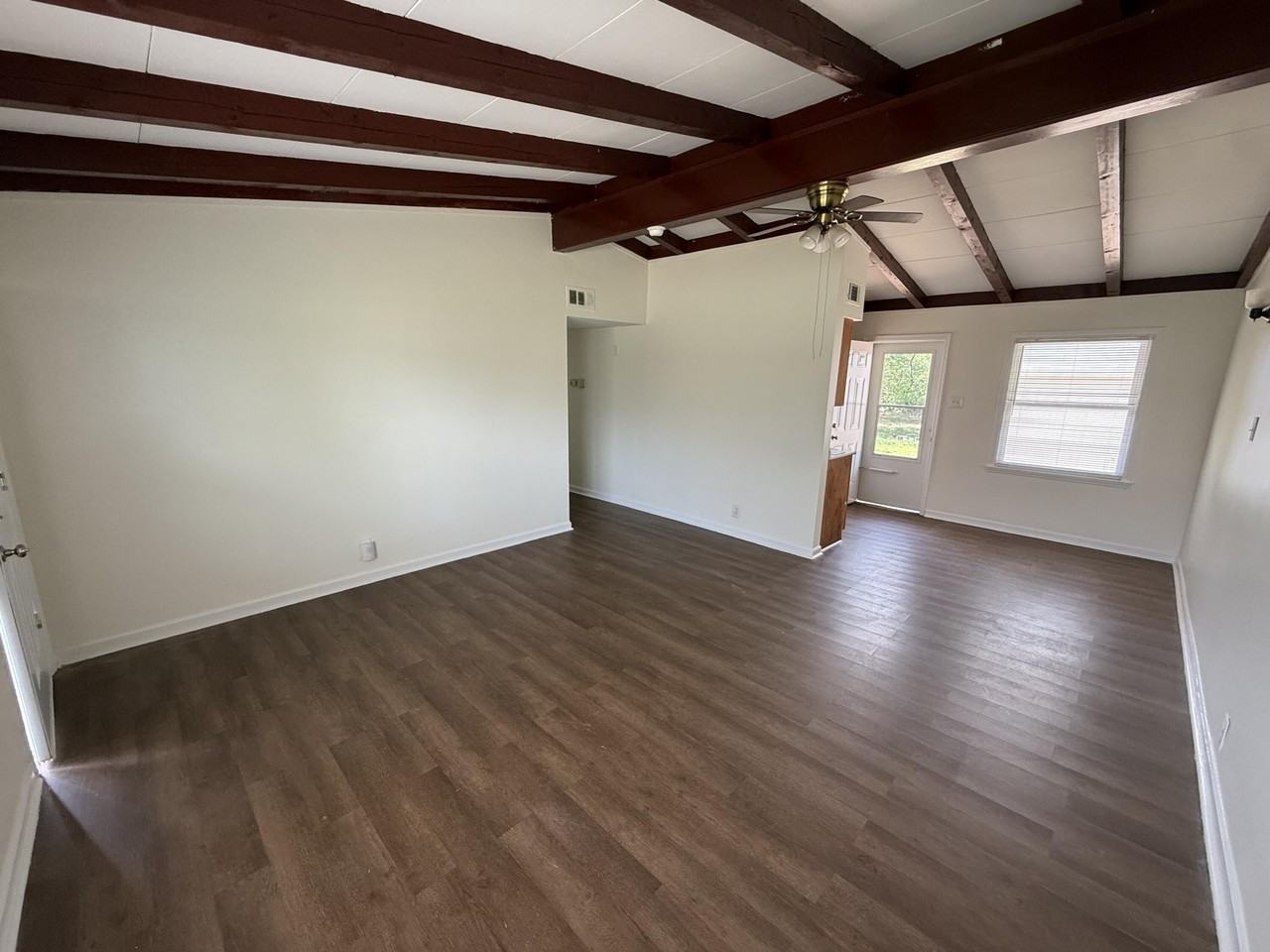 211 Rugby Rd - Photo 2 of 14